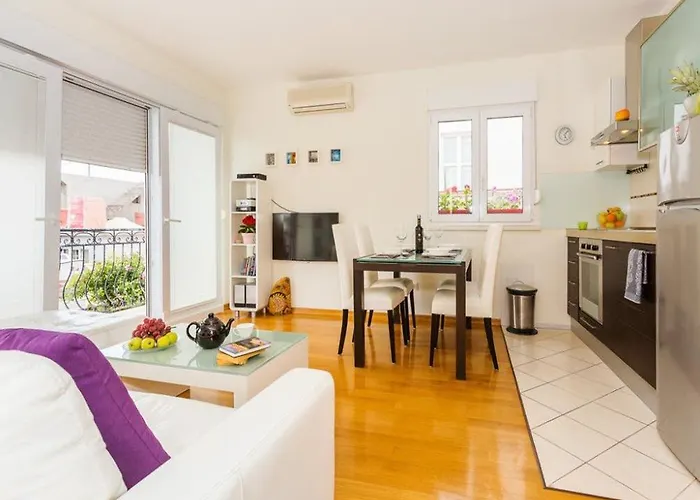 Apartment La E Bella *